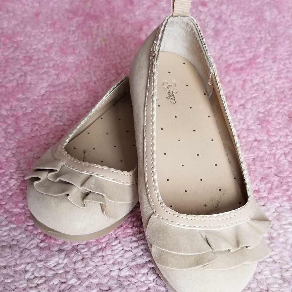 Baby Gap tan shoes